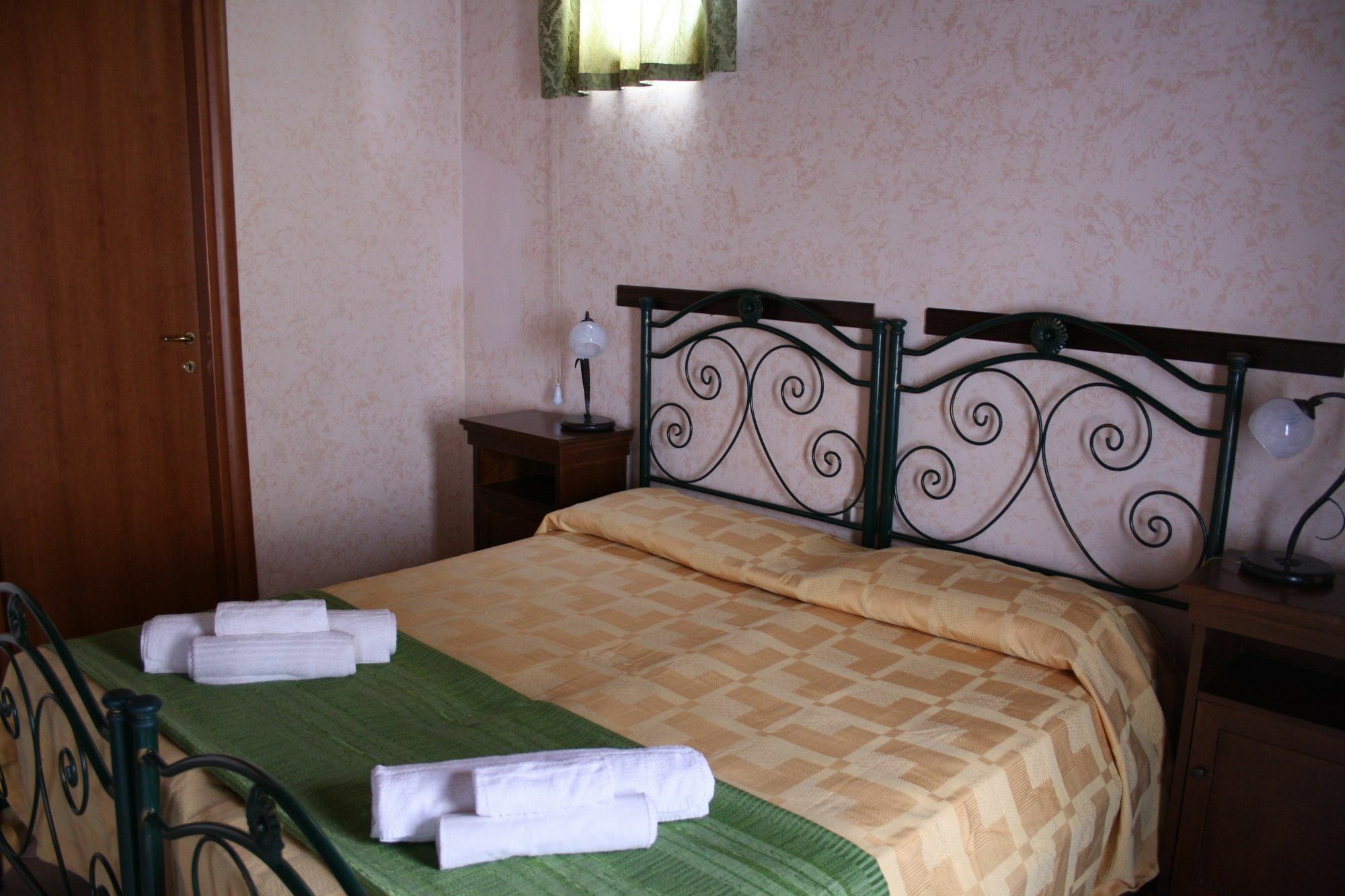Cityguesthouse Catanzaro Dış mekan fotoğraf